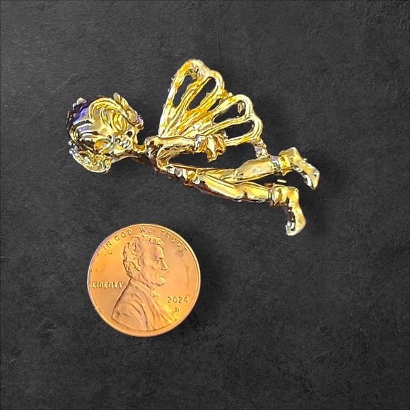 Vintage Gold Tone Fairy Brooch Flying Pixie Angel‎ Fantasy Figural Pin - Picture 4 of 5